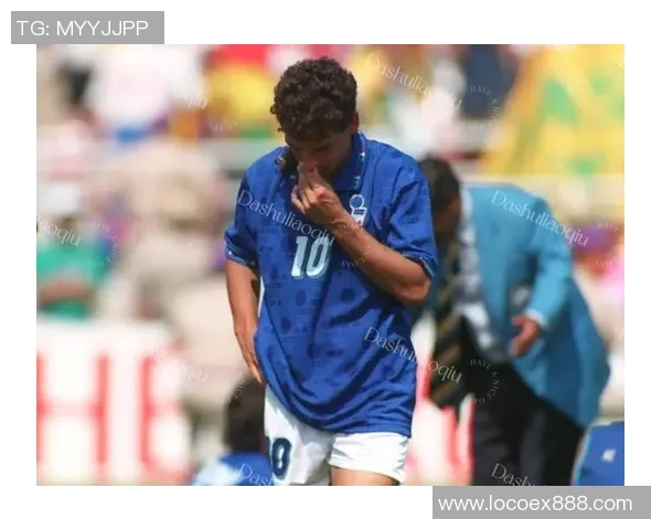 昔日锋线巨星的辉煌岁月与足球生涯回顾